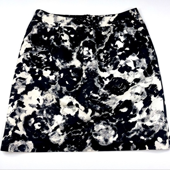 Halogen Nordstrom Skirt Silk Blend Black White Date Cocktail Career Office - Picture 1 of 13